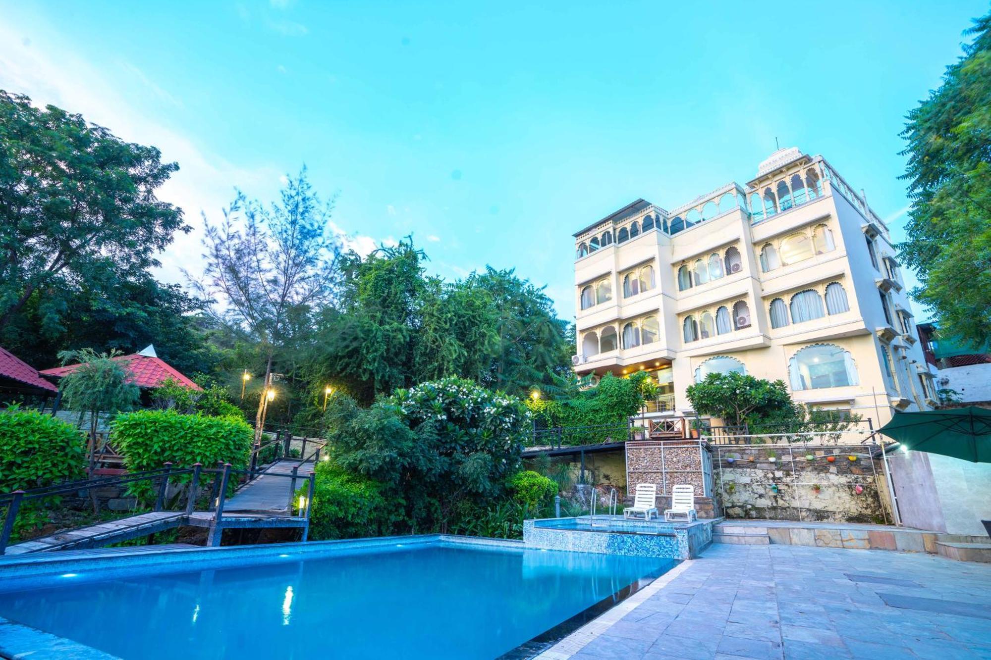 Treebo The Aravali Getaway Hotel Udaipur Ngoại thất bức ảnh